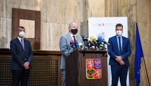 Česk&yacute; minister zdravotn&iacute;ctva vyst&uacute;pi večer v telev&iacute;zii s prejavom ku COVID-19