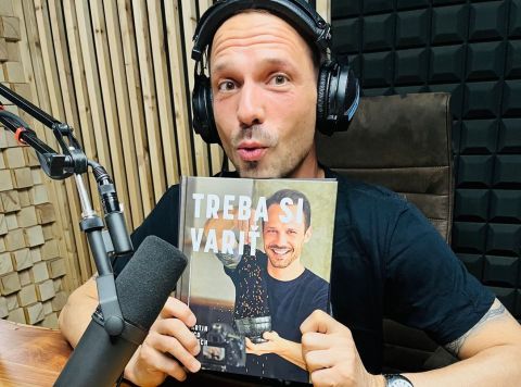 Martin PYCO Rausch navaril fam&oacute;znu knihu. Treba si variť (PODCAST)