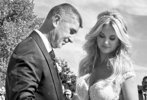 Babi&scaron; sa rozch&aacute;dza s manželkou Monikou, na soci&aacute;lnej sieti zverejnil d&ocirc;vod (FOTO)