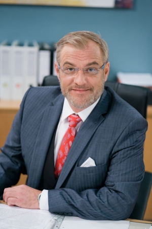 V B&uacute;rlivom v&iacute;ne pribudol zn&aacute;my herec