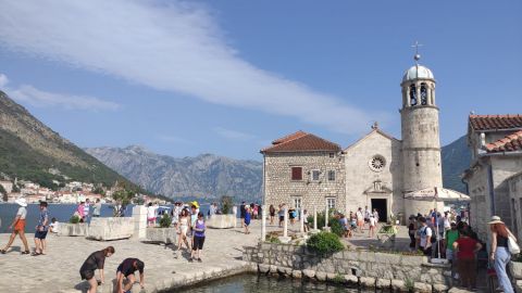 Európska federácia novinárov požaduje potrestanie vyhrážok novinárok znásilnením