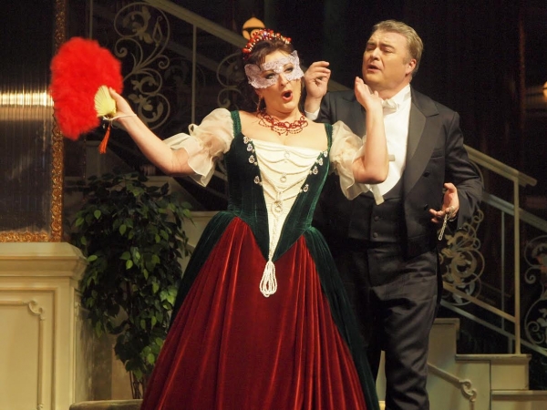 Legend&aacute;rny Netopier op&auml;ť prilet&iacute; na sc&eacute;nu SND