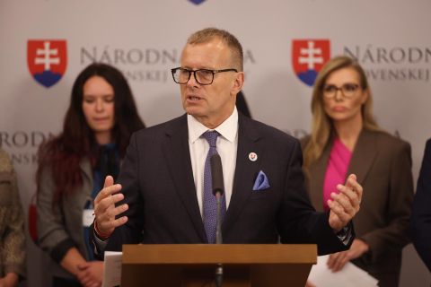 Kollár zbil partnerku. Richterová k tomu zverejnila video aj Kollár (VIDEO)