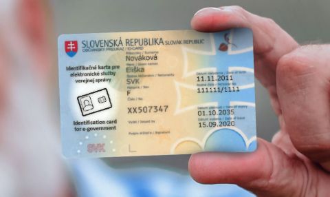 Pošta začala doručovať občianske preukazy bez podoby tváre. Čo robiť, ak vás poštár nezastihne? (FOTO)