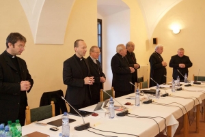 Hovorca KBS reaguje na dezinform&aacute;cie o liste biskupov a denn&iacute;koch SME a N