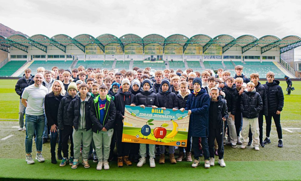 BILLA pom&ocirc;že mlad&yacute;m futbalov&yacute;m talentom pod&aacute;vať lep&scaron;ie v&yacute;kony. &Scaron;tartuje edukačn&yacute; projekt ZDRAV&Aacute; JEDEN&Aacute;STKA