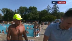 Redaktor Mark&iacute;zy skolaboval počas živ&eacute;ho vstupu (VIDEO)
