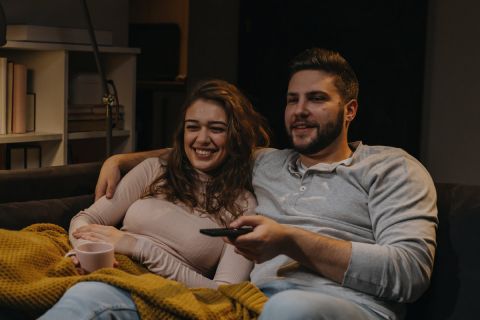 Romantick&yacute; film k Valent&iacute;nu? Tieto k&uacute;sky zo streamovac&iacute;ch služieb v&aacute;s nesklam&uacute;