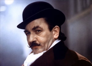 Zomrel herec, ktor&yacute; stv&aacute;rnil Hercula Poirota (VIDEO)