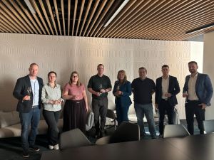 SWAN pokračuje v konsolid&aacute;cii trhu, z&iacute;skal pln&uacute; kontrolu nad HZM R&aacute;diokomunik&aacute;cie a CNC