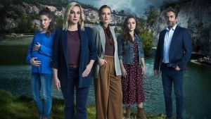 Seri&aacute;lov&aacute; novinka V ZOVRET&Iacute; sa po prvom diely stala absol&uacute;tn&yacute;m l&iacute;drom (FOTO)