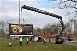 V ČR za rok zmizla polovica z dvoch tis&iacute;c neleg&aacute;lnych bilbordov