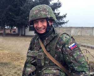 Moder&aacute;tor Fun r&aacute;dia sa stal tv&aacute;rou kampane ministerstva obrany