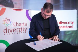 365.bank sa pridala k&nbsp;ambas&aacute;dorom diverzity