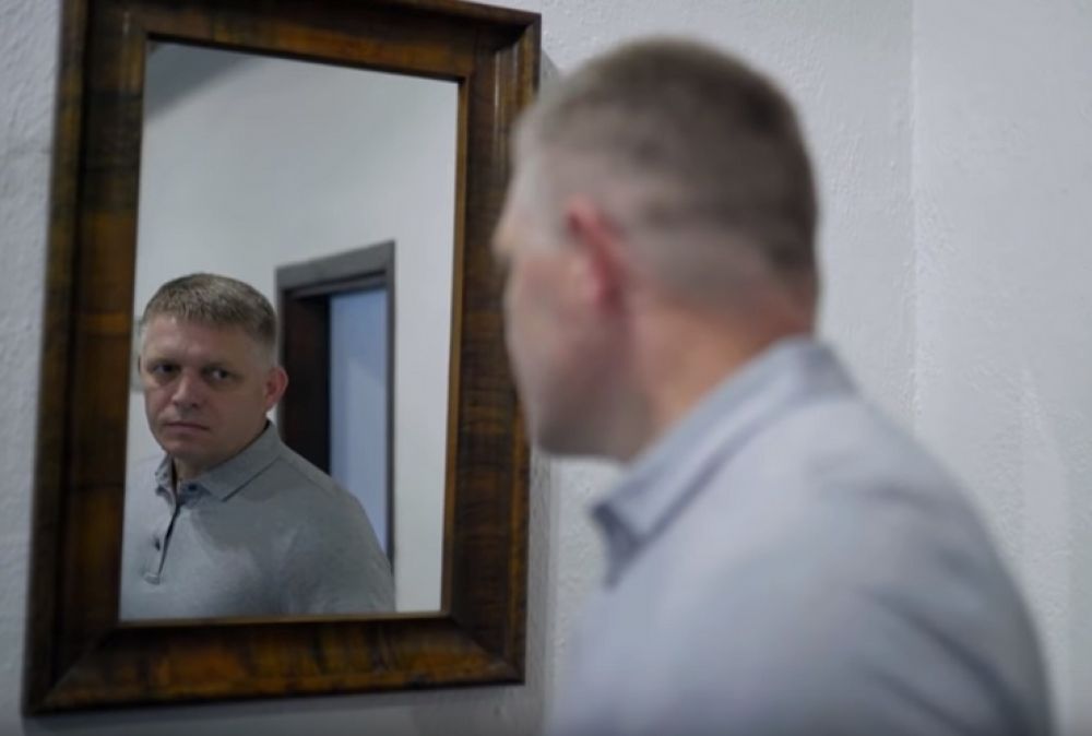 Robert Fico žaluje Petra B&aacute;rdyho