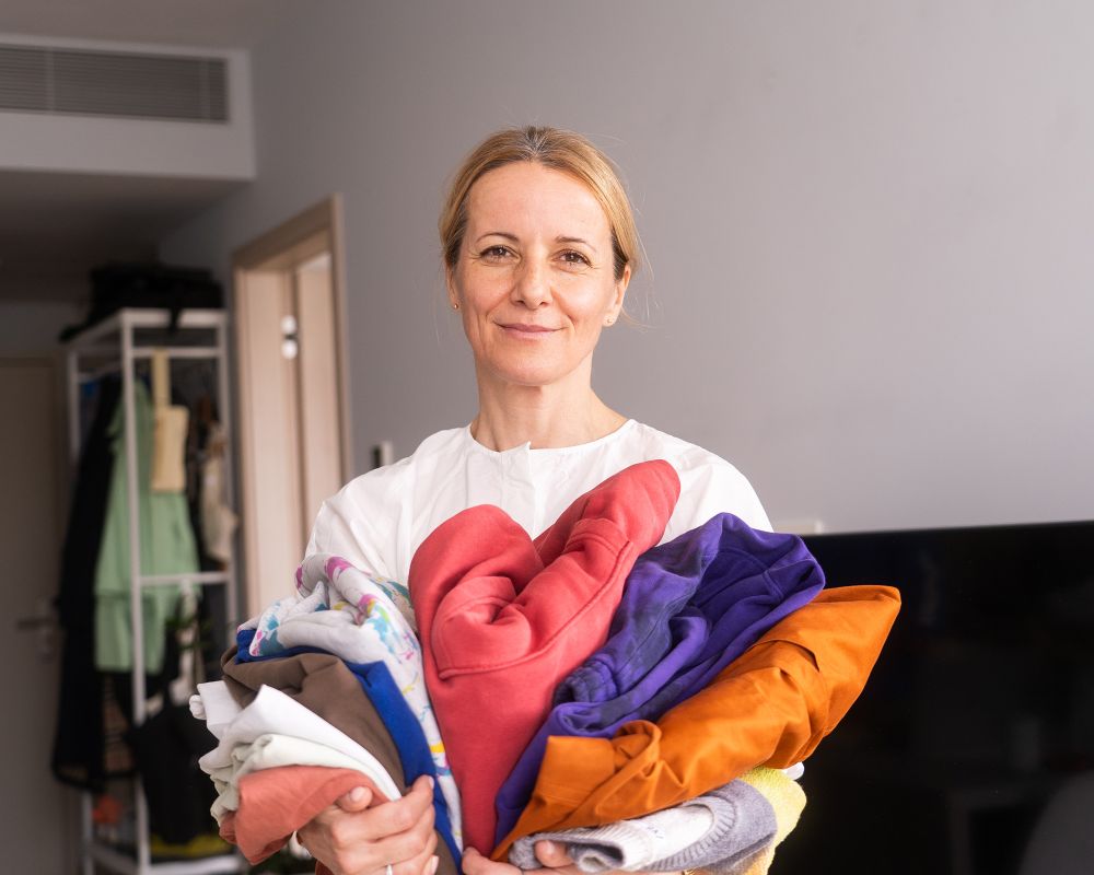 Prečo nevieme vyhodiť veci, ktor&eacute; nepouž&iacute;vame? Profesion&aacute;lna organiz&aacute;torka o &bdquo;obezite vec&iacute;&ldquo; a tipoch na jarn&eacute; oživenie dom&aacute;cnosti