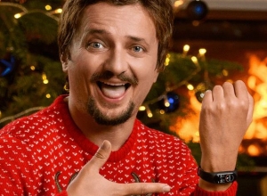 Pr&eacute;miov&eacute; Vianoce: DIGI rozd&aacute;va FIT hodinky k objedn&aacute;vkam bal&iacute;ka pr&eacute;mium