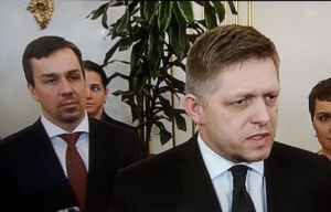Fico kritizoval novin&aacute;rov, &scaron;peci&aacute;lne RTVS: Publikujete shit!
