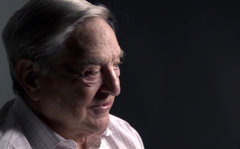 George Soros odovzd&aacute;va kontrolu nad svoj&iacute;m imp&eacute;riom synovi Alexandrovi