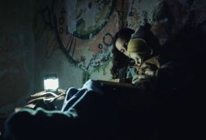 Hrdinsk&yacute; pr&iacute;beh vyz&yacute;va na pomoc v&scaron;etk&yacute;m mam&aacute;m bez rozdielu (VIDEO)