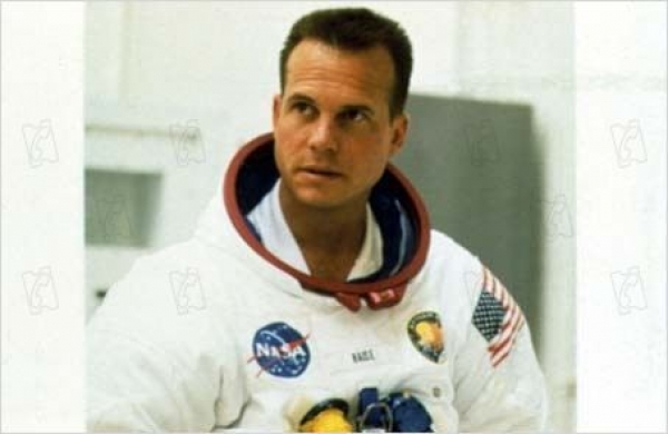 Zomrel americk&yacute; herec Bill Paxton, astronaut z filmu Apollo 13