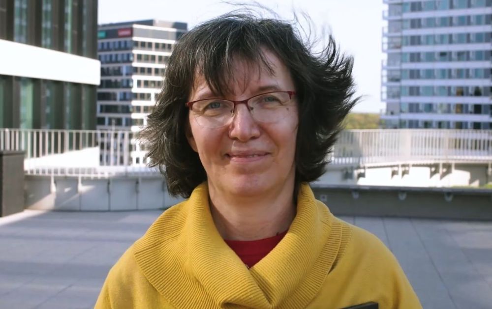 Odborn&iacute;čka na umel&uacute; inteligenciu: Doma mi nikto nehovoril s č&iacute;m sa m&aacute;m hrať