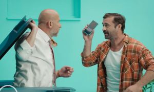 V novom reklamnom sitcome 365.bank ukazuje, ako z&iacute;skať peniaze sp&auml;ť (VIDEO)