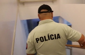 Ondrej Dost&aacute;l: Poslanec ukradol novin&aacute;rovi mobil, incident rie&scaron;ila pol&iacute;cia