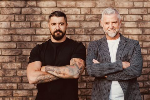 Pavol Ga&scaron;par mus&iacute; odst&uacute;piť - nov&eacute; inform&aacute;cie o nehode potvrdzuj&uacute; zneuž&iacute;vanie moci (VIDEO)