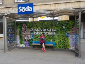 Niektor&eacute; zast&aacute;vky sa zmenili na čit&aacute;rne s n&aacute;pisom S&oacute;da