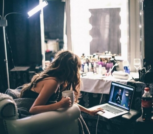 Najsledovanej&scaron;ou celebritou na Instagrame je Selena Gomez