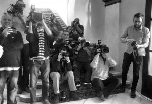 50 dňov&eacute; morat&oacute;rium je flagrantn&eacute; poru&scaron;enie politick&yacute;ch pr&aacute;v, upozorňuj&uacute; z&aacute;stupcovia m&eacute;di&iacute;