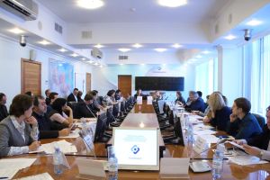 Rusk&yacute; cenzorsk&yacute; &uacute;rad zablokoval pr&iacute;stup už aj na Facebook a Twitter