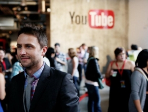 Na&scaron;a licenčn&aacute; rada si posvieti na YouTube