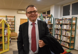 Česk&yacute; minister kult&uacute;ry pripravuje program na pomoc spravodajsk&yacute;m m&eacute;di&aacute;m