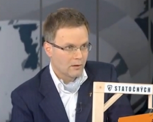 Kotleba m&aacute; nov&eacute;ho hovorcu, ktor&yacute; chcel pre R&oacute;mov jednosmern&eacute; letenky