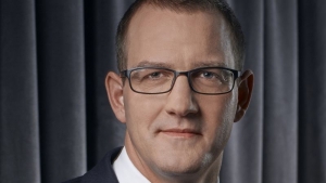 EK schv&aacute;lila predaj podielu v Lagard&egrave;re Křet&iacute;nsk&eacute;ho a Tk&aacute;čovej firme CMI