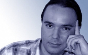 B&yacute;val&yacute; novin&aacute;r a zakladateľ Vrtieť psom ide &scaron;&eacute;fovať na ministerstvo