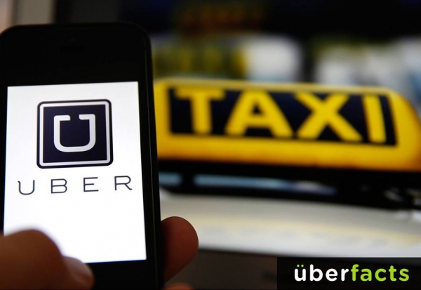 S&uacute;d zak&aacute;zal Uberu prev&aacute;dzkovať v Brne taxislužbu