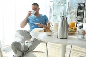 JOJ predstavuje rel&aacute;ciu Dobr&eacute; r&aacute;no a jej moder&aacute;torov