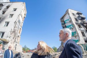 Čaputová a Pavel sú v Kyjeve, kvôli bombardovaniu museli ísť do krytu