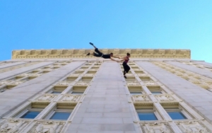 Pozrite si najlep&scaron;ie vir&aacute;lne vide&aacute; roka v 7 min&uacute;tach