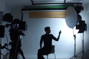 Trump dekr&eacute;tom odobral verejnopr&aacute;vnym m&eacute;di&aacute;m verejn&eacute; dot&aacute;cie