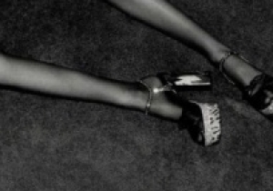 V Brit&aacute;nii zak&aacute;zali reklamu, lebo modelka bola nezdravo chud&aacute;