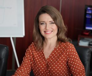 Na ministerstvo vn&uacute;tra prich&aacute;dza zn&aacute;ma hovorkyňa z ministerstva zdravotn&iacute;ctva