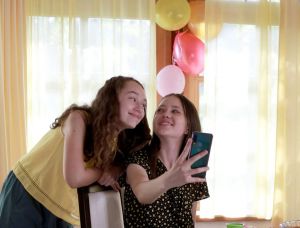 Bez lajkov som nula? Ako t&iacute;nedžeri prepadaj&uacute; tyranii lajkov