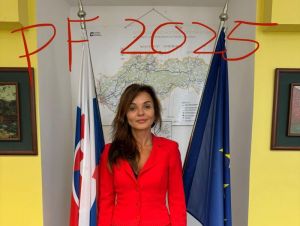 Štát spustil vlaky.sk - web o vlakových spojeniach, meškaniach a úspechoch štátnej tajomníčky (FOTO)