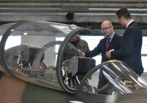 Web extr&eacute;mistov zverejnil ďal&scaron;ie e-maily, ktor&eacute; vraj patria česk&eacute;mu premi&eacute;rovi