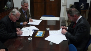 Mika bol vo Vatik&aacute;ne, za p&aacute;pežov&yacute;m hovorcom