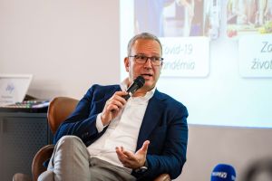 BILLA v novej komunik&aacute;cii vyz&yacute;va ľud&iacute;, aby spoznali svoje kvality. Slov&aacute;ci si totiž o sebe myslia, že s&uacute; priemern&iacute;